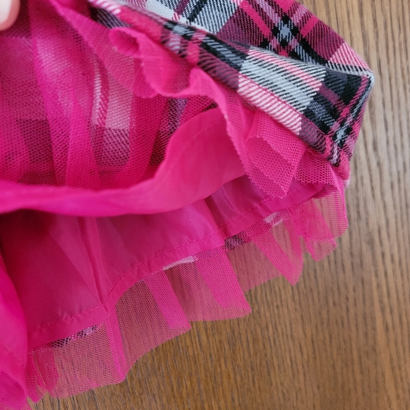 Children's Place Holiday Baby Plaid Flannel Dress  Pink and Black 3-6 months - Picture 3 of 4